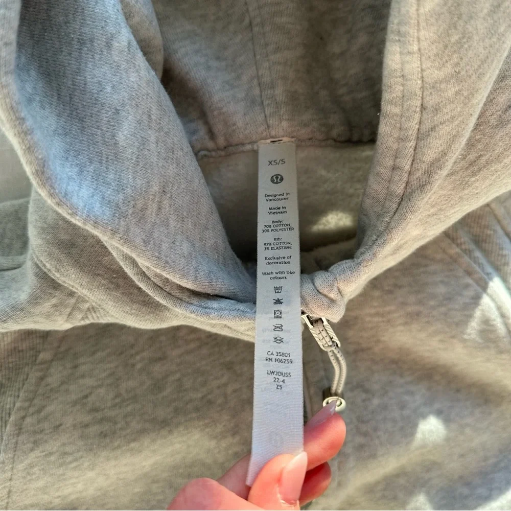 Lululemon Scuba Oversized Cropped Half Zip Hoodie in Heathered Grey - Picture 3 of 5